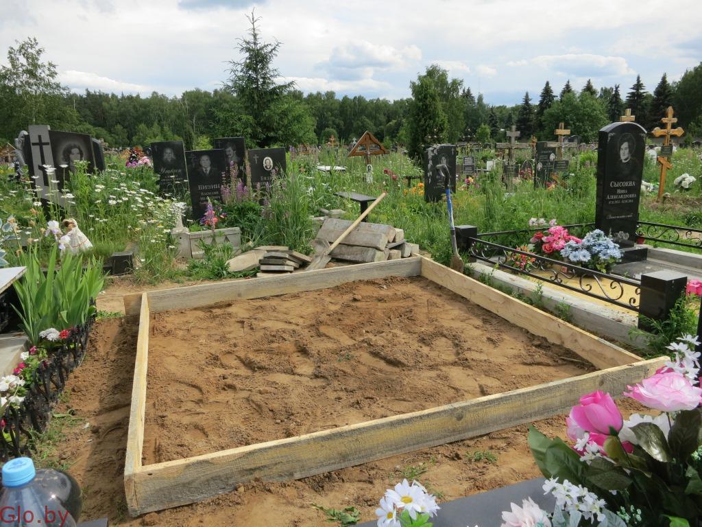 Как можно обустроить могилу на кладбище своими руками фото