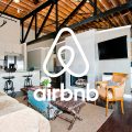 Сдайте свое жилье на Airbnb | Легкий и надежный доход‎